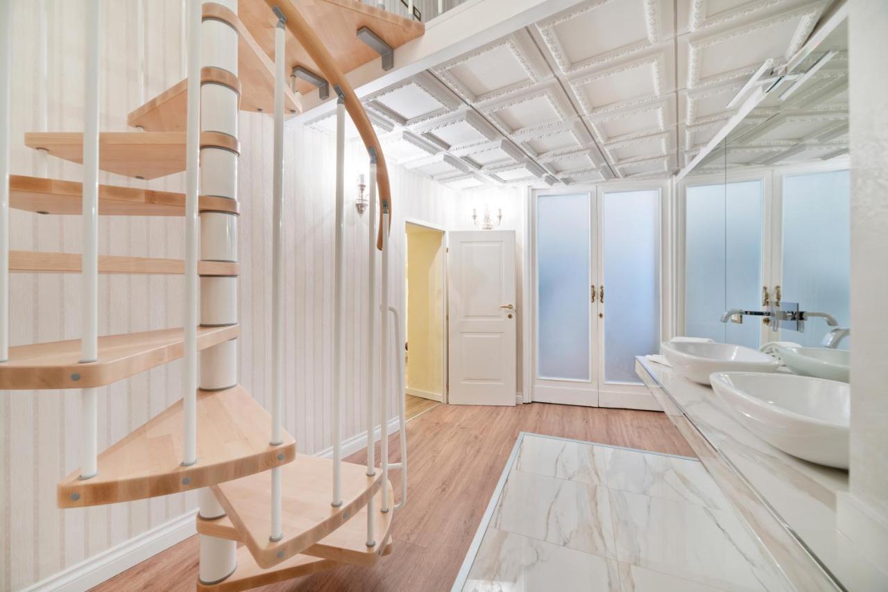 Pantheon Escape Apartment Rome Bagian luar foto
