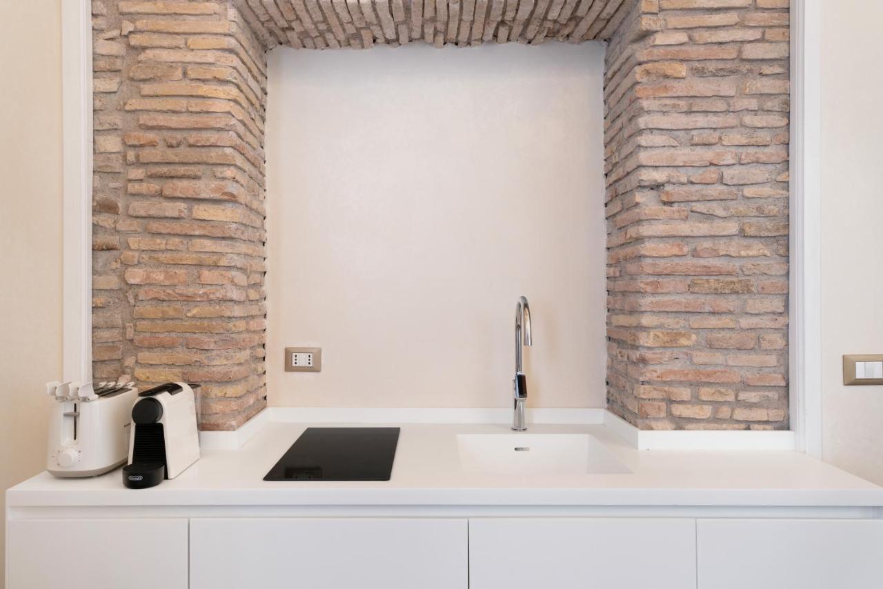 Pantheon Escape Apartment Rome Bagian luar foto