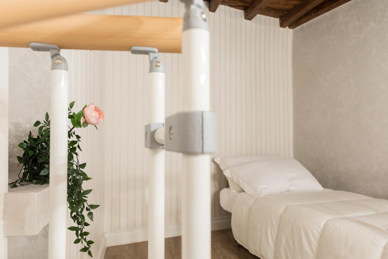 Pantheon Escape Apartment Rome Bagian luar foto