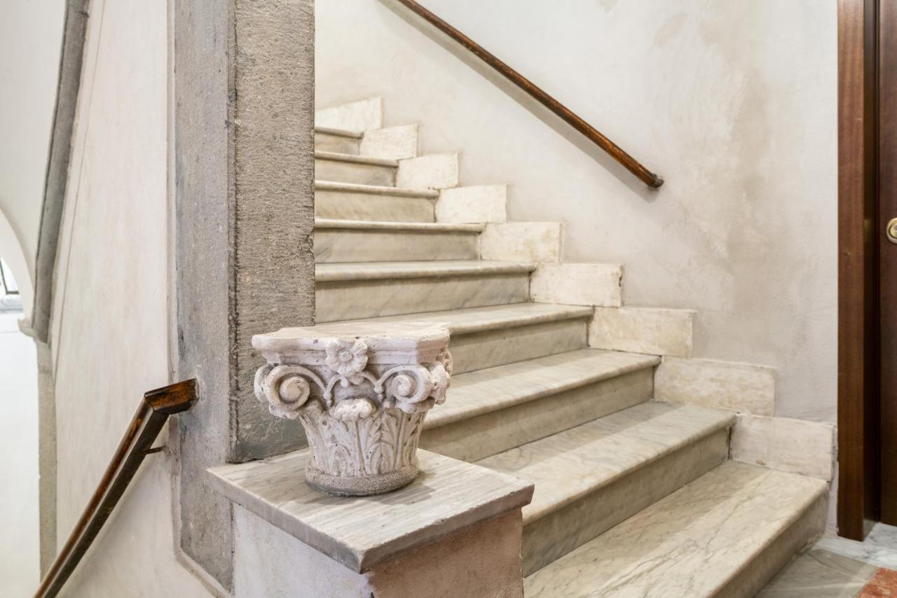 Pantheon Escape Apartment Rome Bagian luar foto